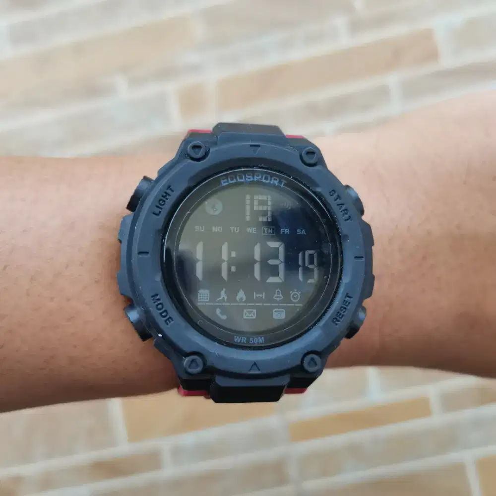 A454. JAM TANGAN DIGITAL ECOSPORT WARNA HITAM MERAH  PRELOVED