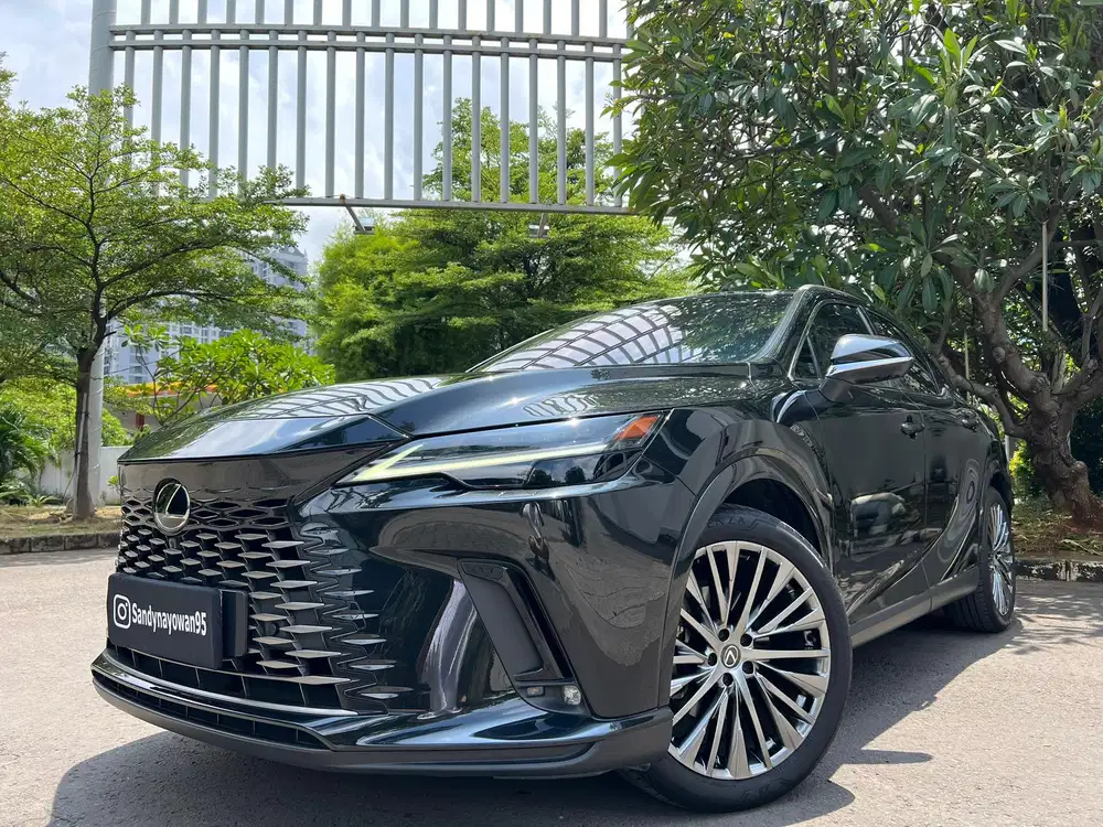 KM.18.000 LEXUS RX350h RX350 RX 350h HYBRID LUXURY 2024/2023 TDP200JT