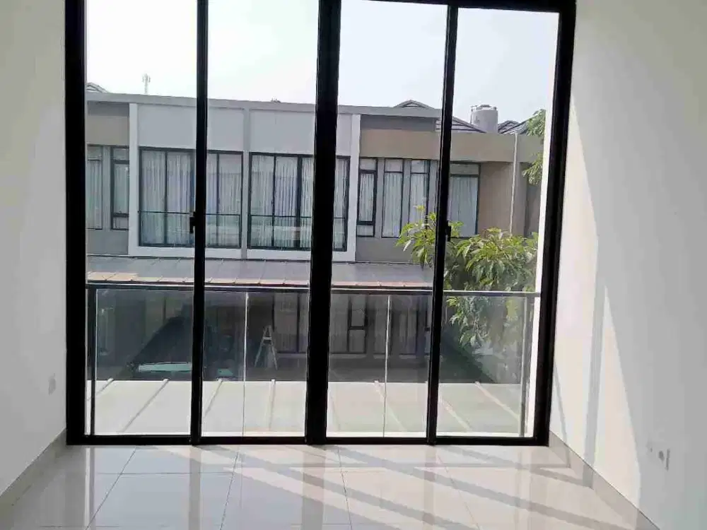 Rumah Baru Siap HUni di California PIK2