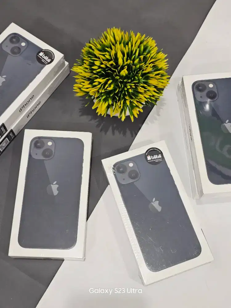 Iphone 13 penyimpanan 128Gb Neq segel
