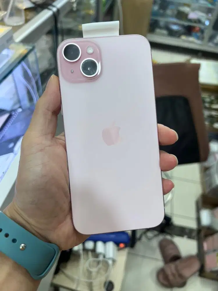 Iphone 15 128 pink super istimewah fullset original harga net aja