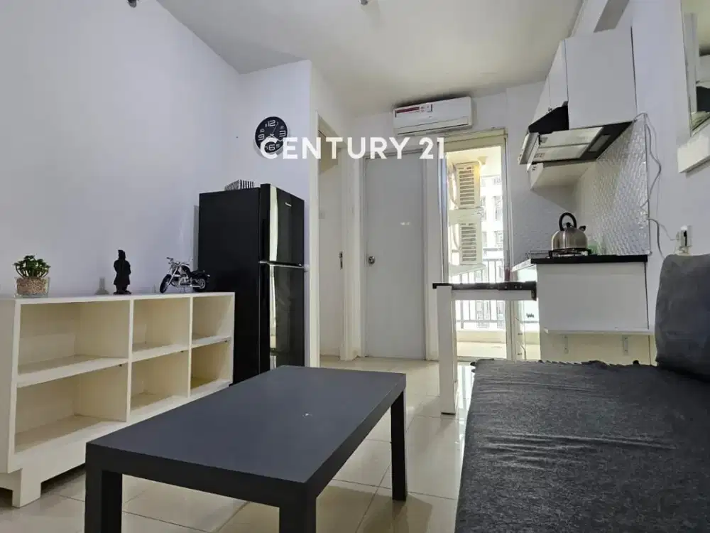 Apartemen Bassura City 2 BR Full Furnished View Kolam Renang