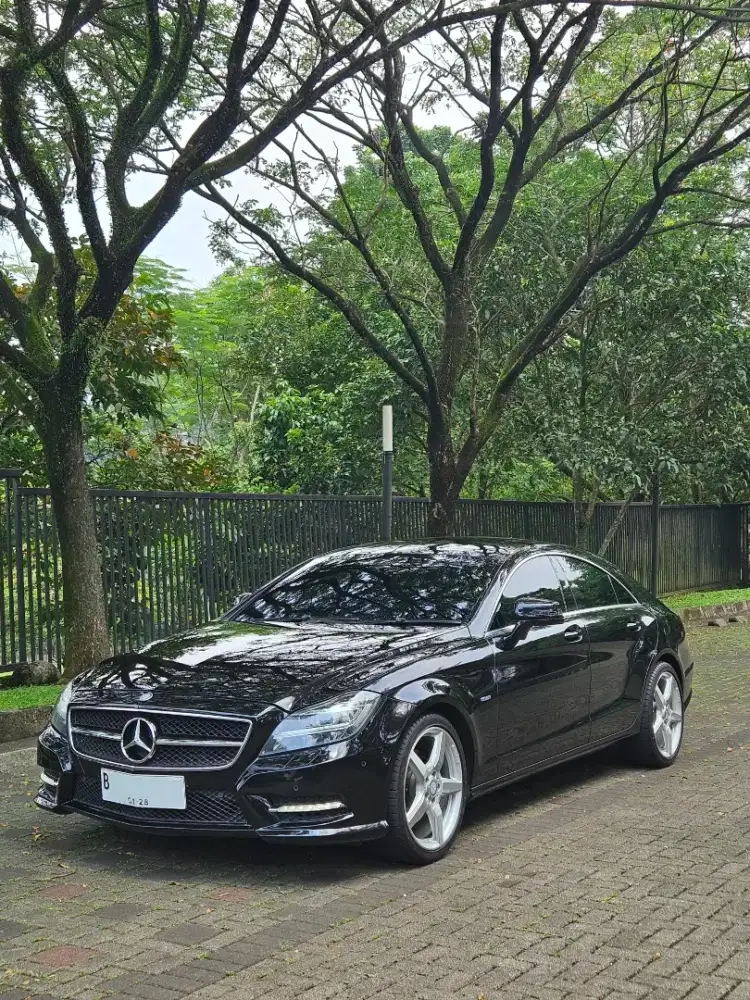 LOW KM! Mercedes Benz CLS350 AMG 2012 CLS 350