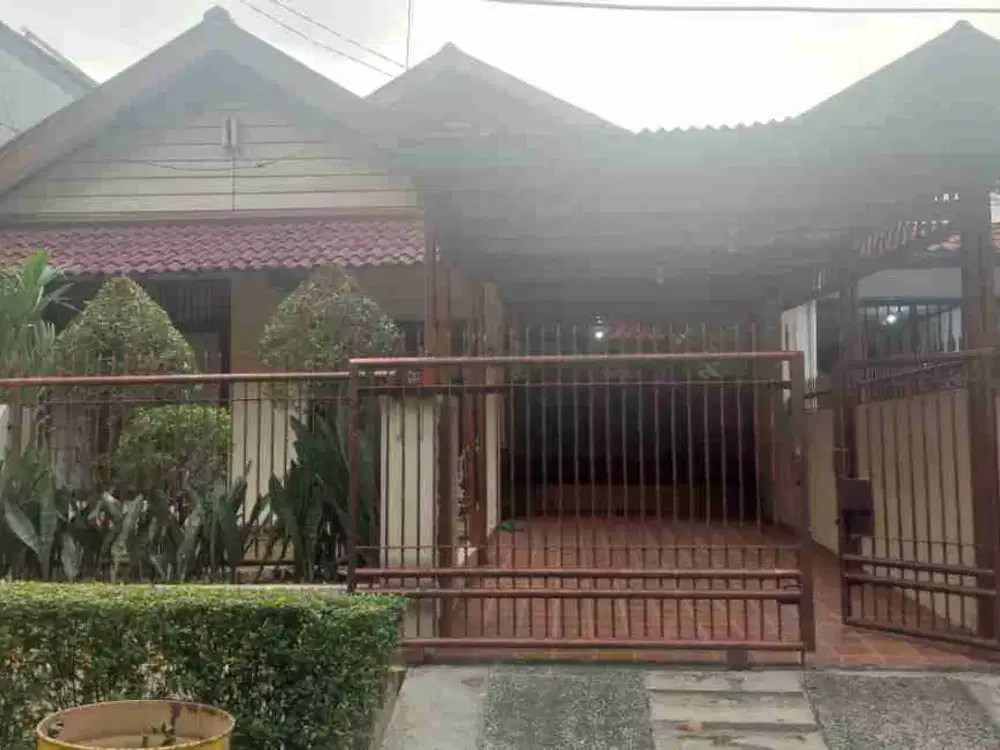 JUAL CEPAT Bintaro Jaya Sektor 2 Rumah 2 Lantai Siap Huni SHM 3,9 M Nego Sampai Deal