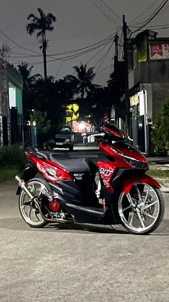 Fs vario 125 tahun 2015