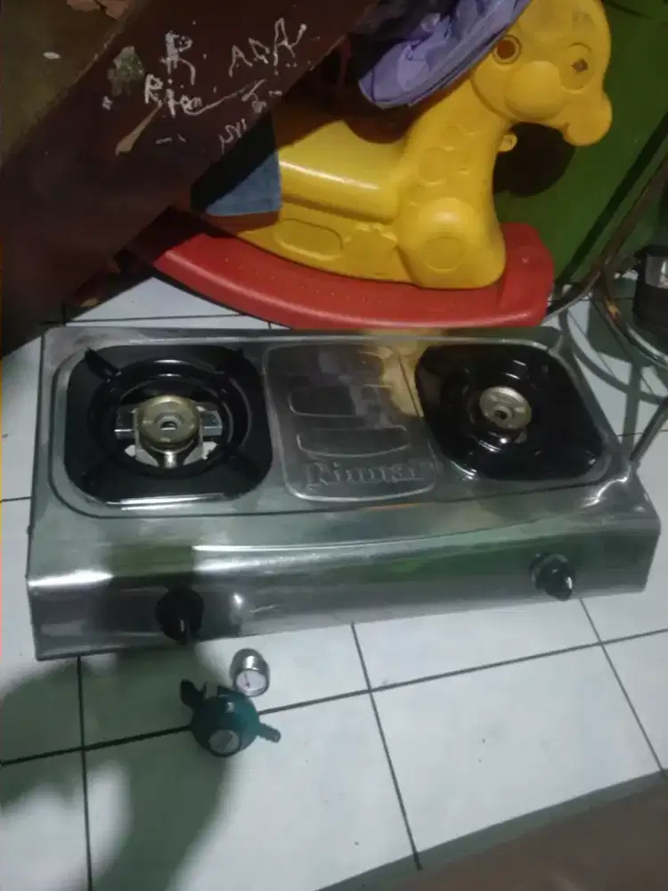 Kompor gas Rinnai 2 tungku dan selang regulator