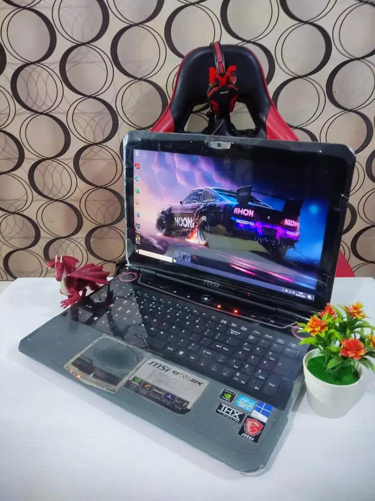 Laptop Design MSi Extrem Core i7 Ram 8/512gb Ssd Vga Nvidia COD