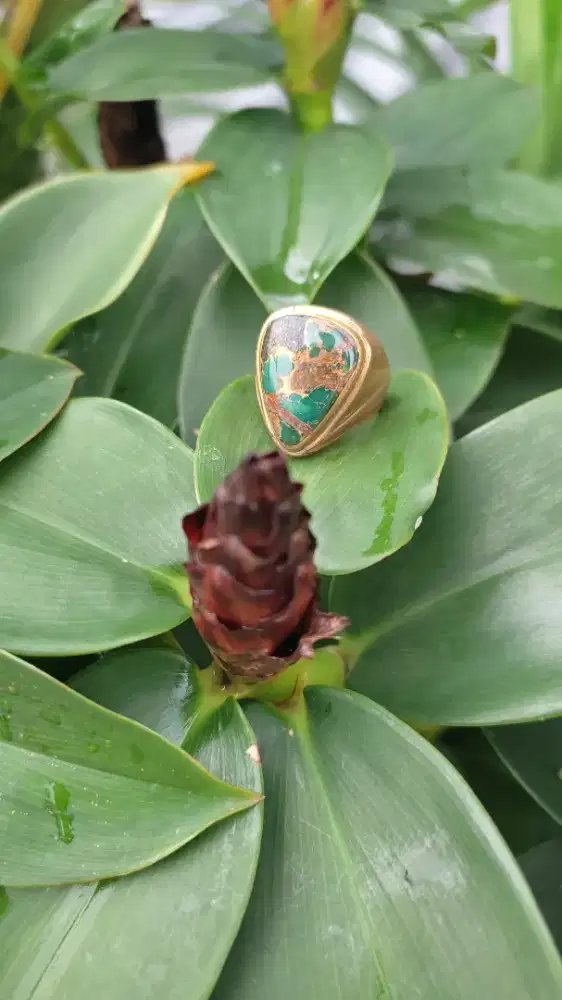 Batu Pirus Persia Hijau