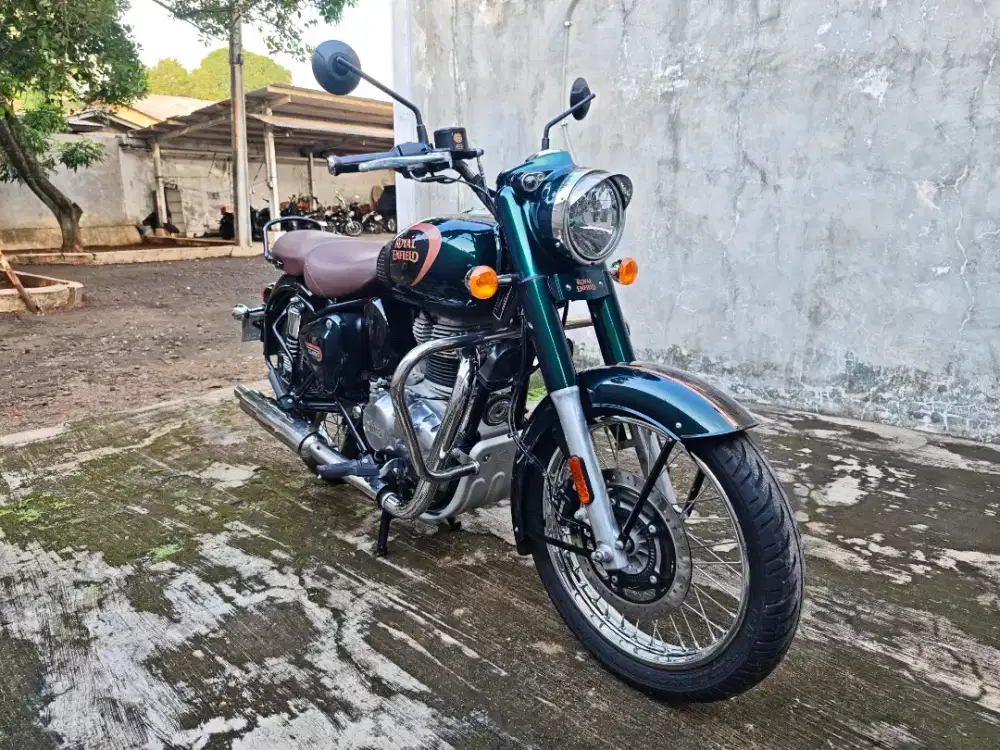 Bs Kredit/TT Royal Enfield Classic 350 Meteor Halycon Green Hunter