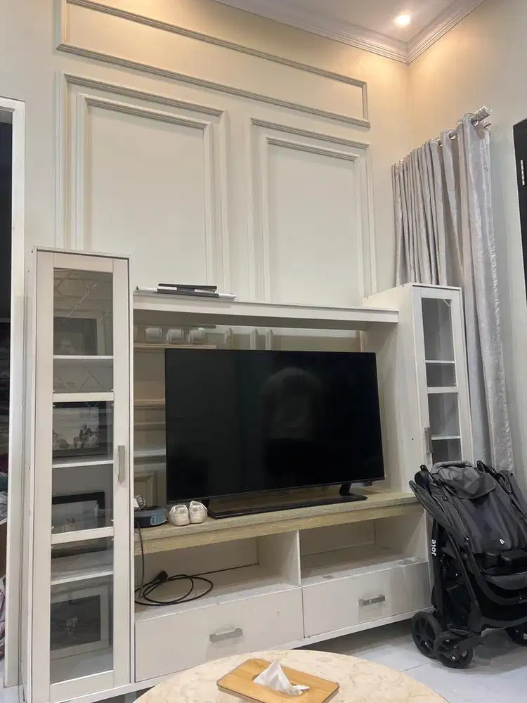 BUFFET TV KONDISI 85% MURAH