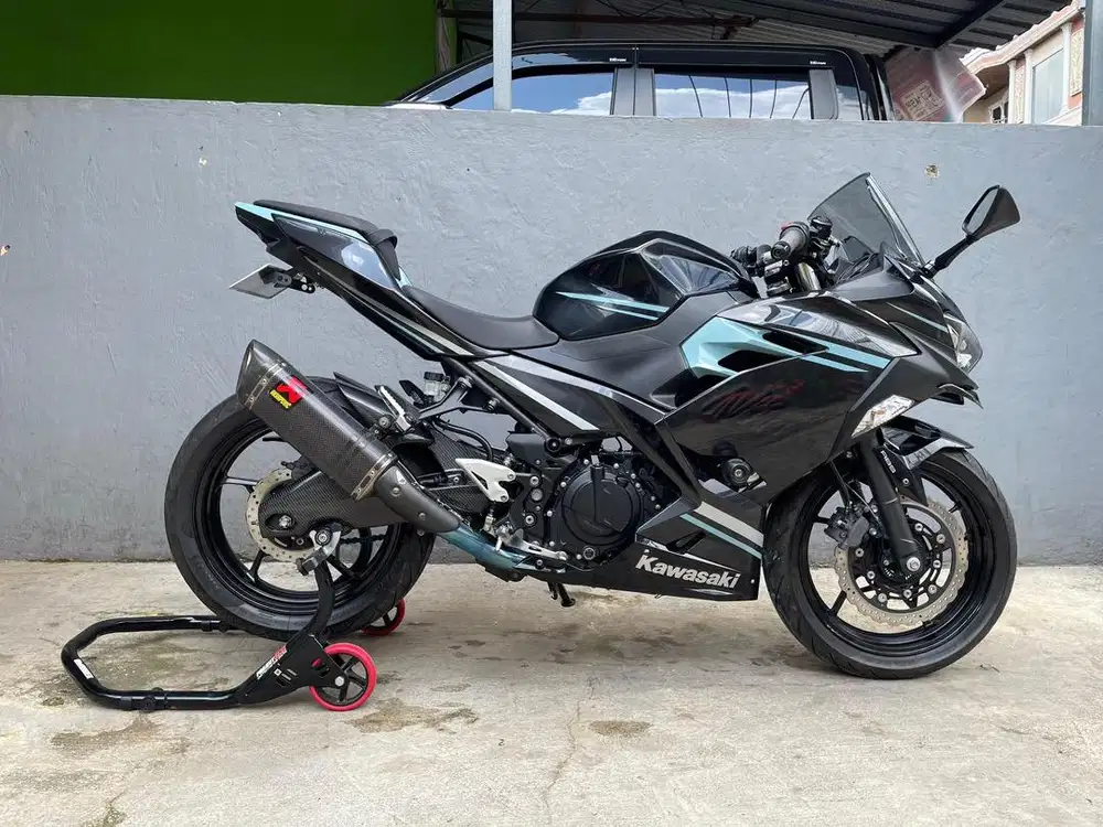 *Kawasaki Ninja 250 SE ABS MDP Smart Key*