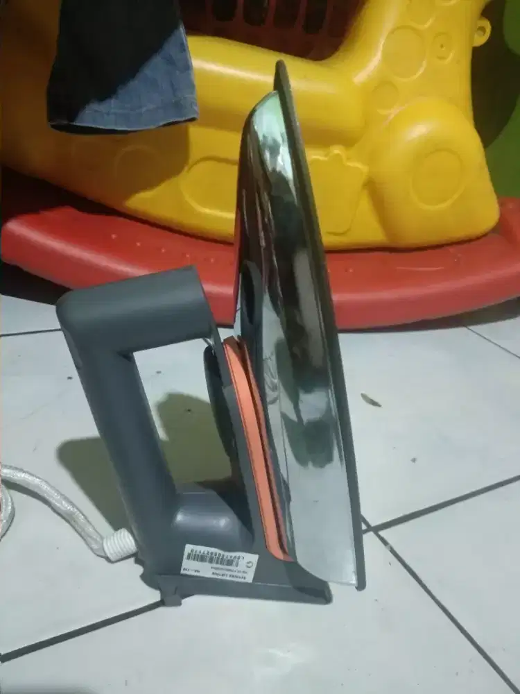 Strika listrik maspion