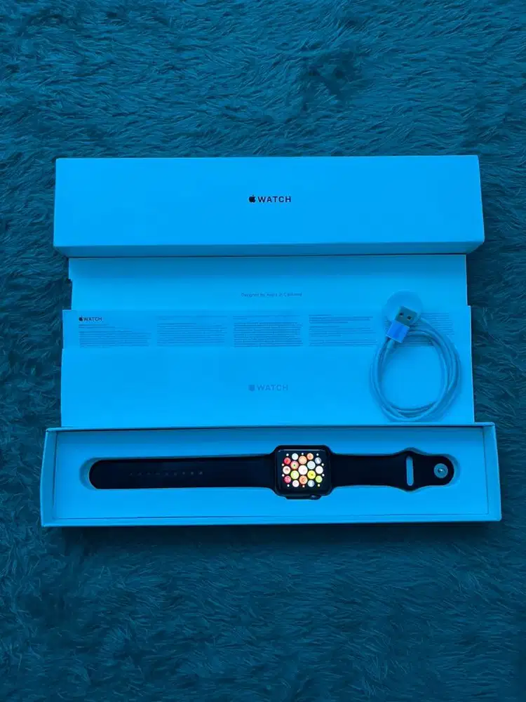 apple watch series 3 42mm second like new original