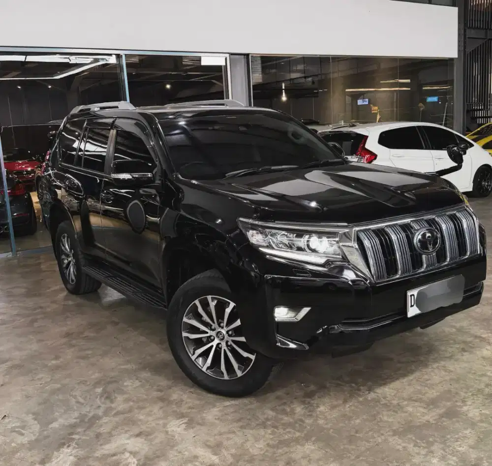 Toyota Land Cruiser Prado TX Limited 2019 • KM.19.xxx | ISTIMEWA •
