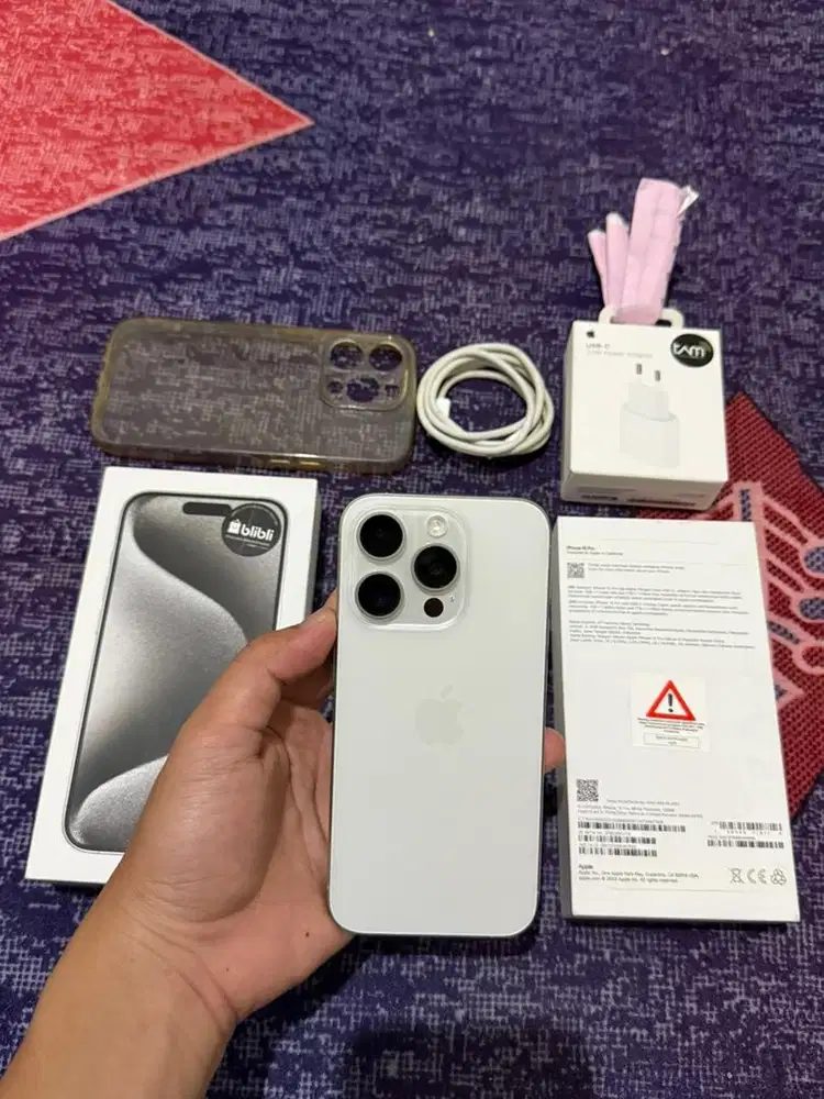 Iphone 15 pro 128gb white blibli resmi indo