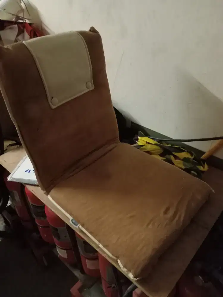 Kursi lesehan soleill