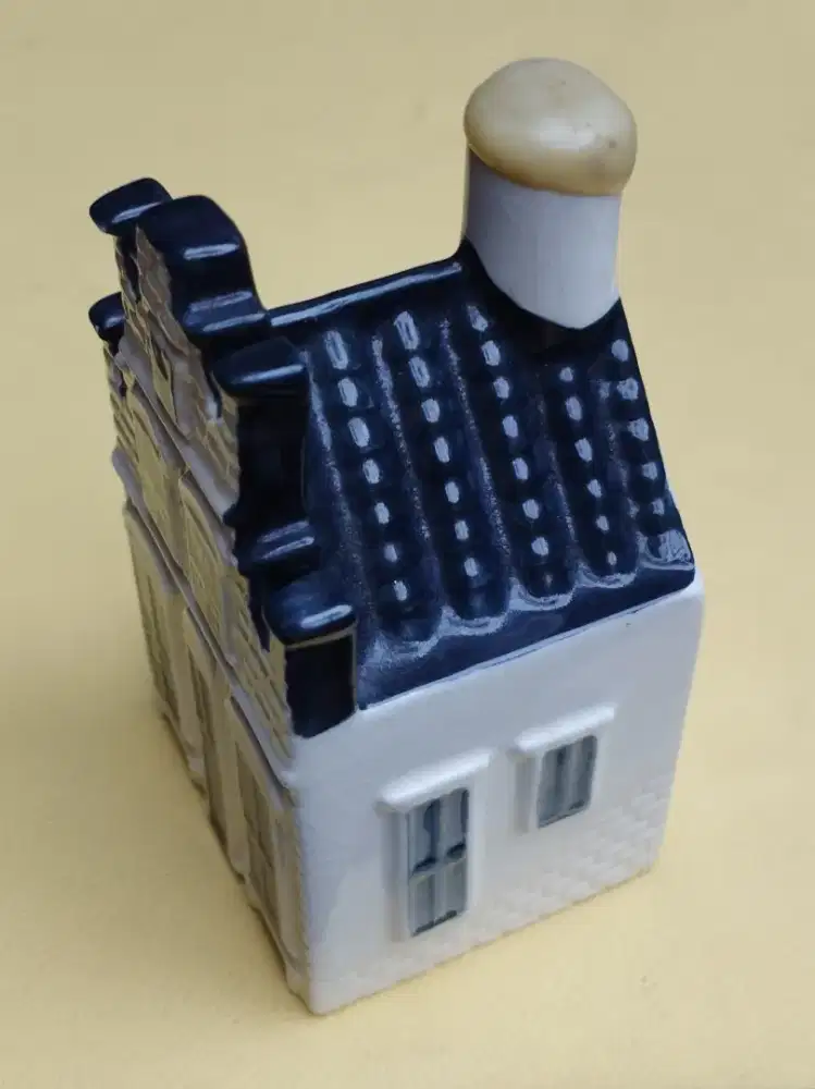 Bols pajangan antik souvenir KLM