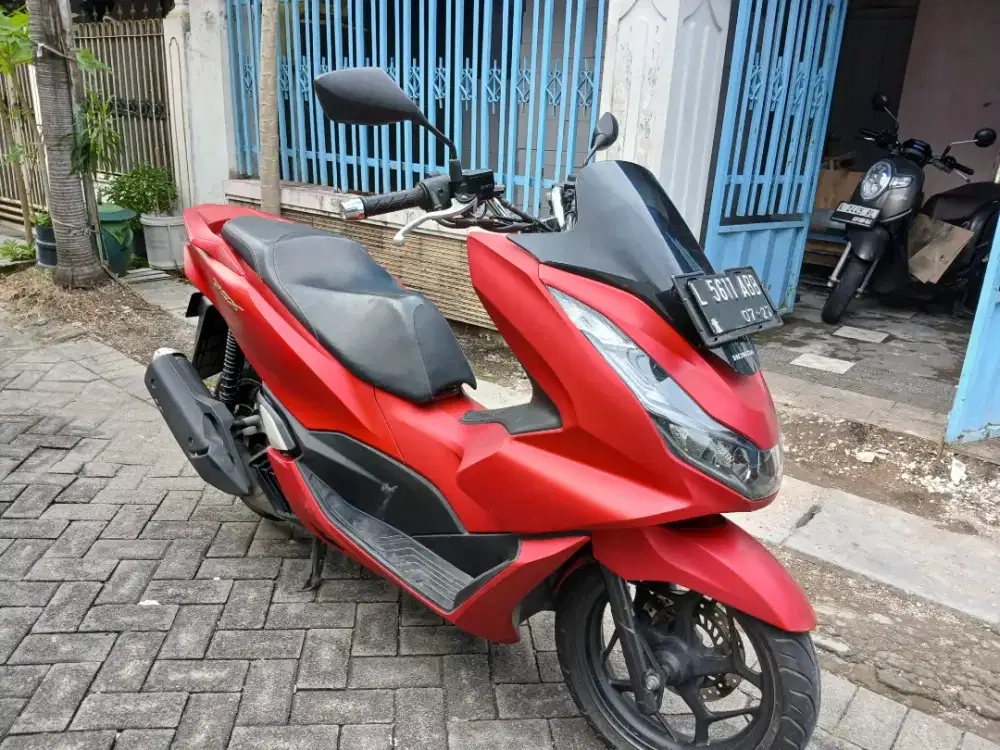 Jual honda pcx 2022 km 31 rb istimewa ful ori