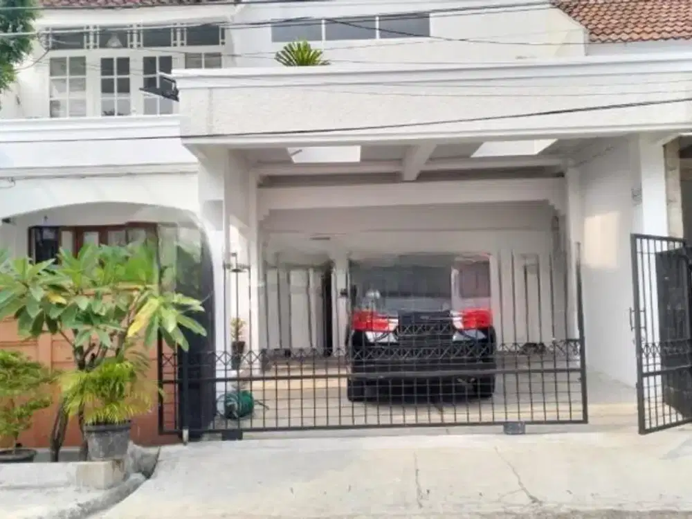 Jual Cepat Rumah 2 Lt, Bagus Homey Harga Nego di Sektor 5 Bintaro Tangerang Selatan (IM)