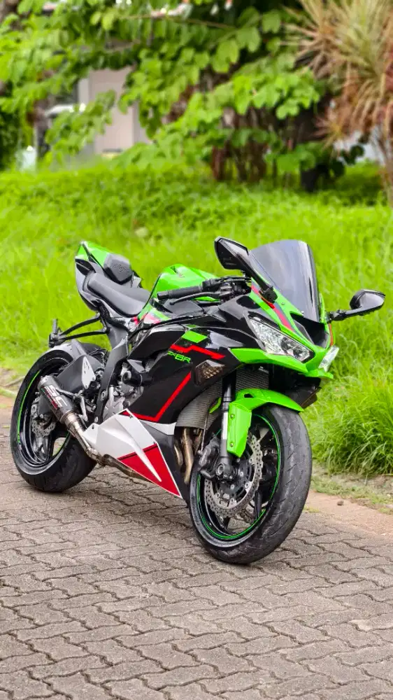 Kawasaki Zx6r 2021 Green KRT, kondisi full mulus