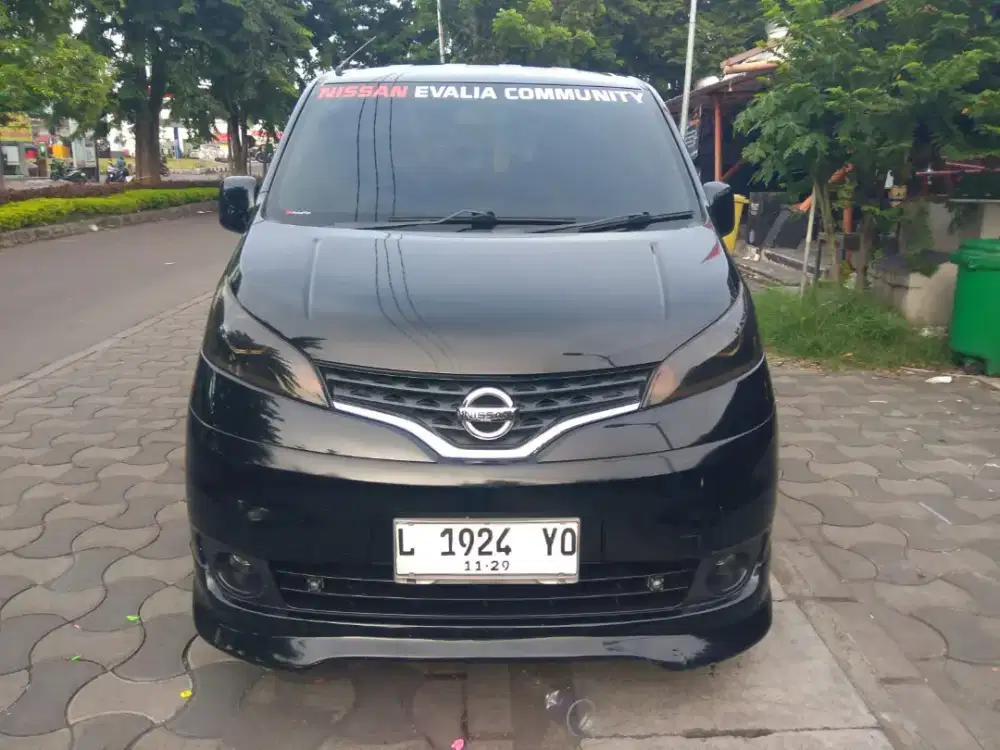 Nissan Evalia SV Manual 2013