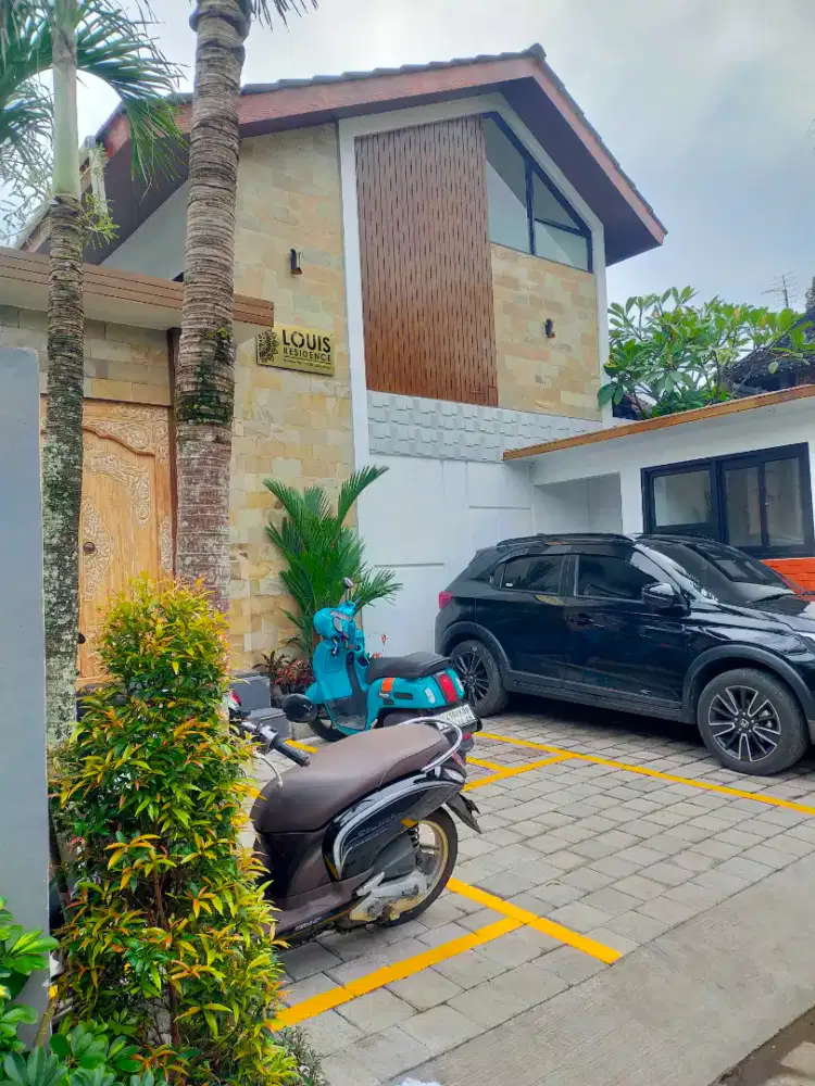 Disewakan Kamar Mezzanine Bersih dan Strategis