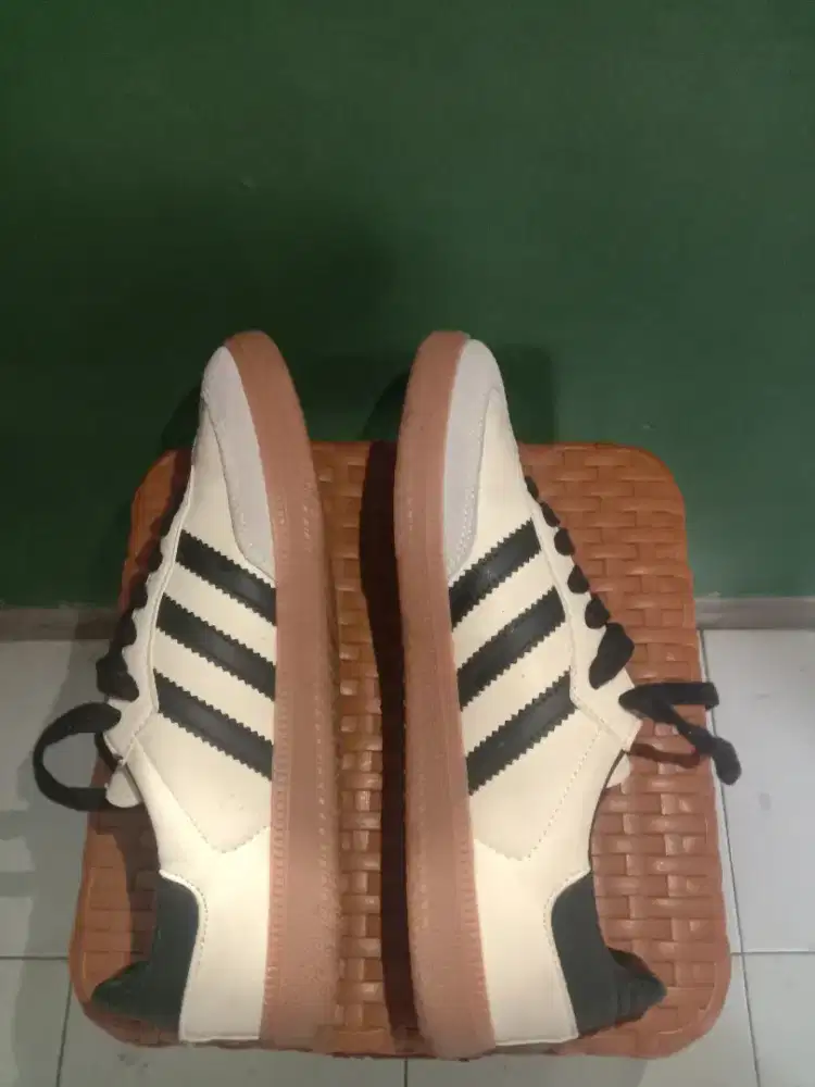 Adidas Samba UK 42