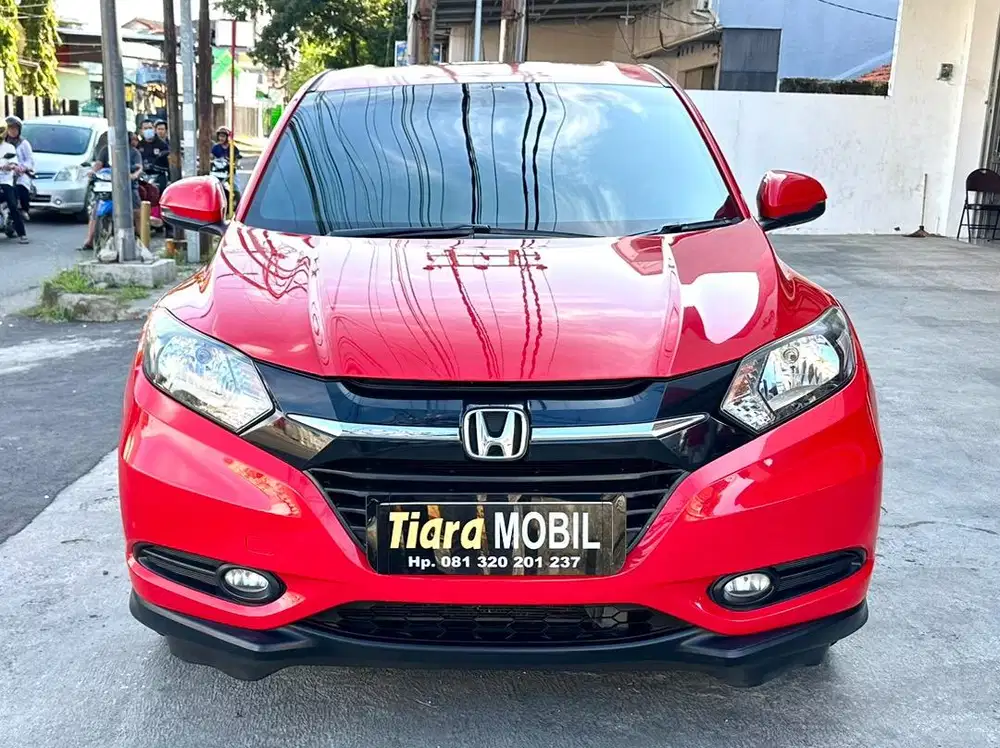 Honda HRV 1.5 E CVT Automatic Th 2015