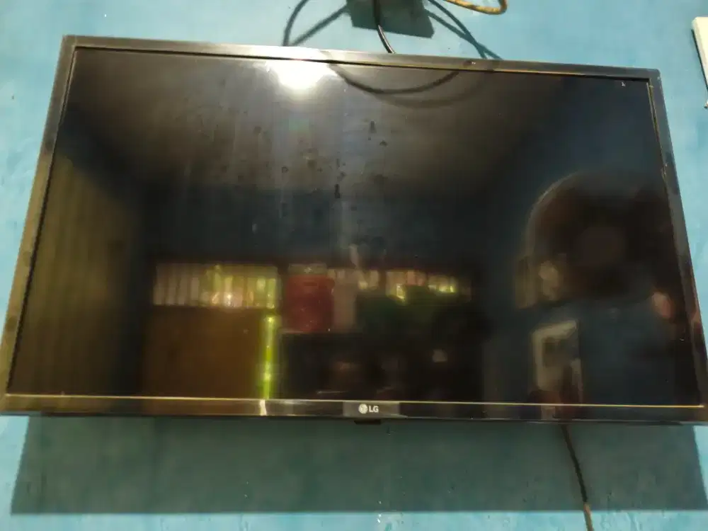 TV led 32 Merk LG mati