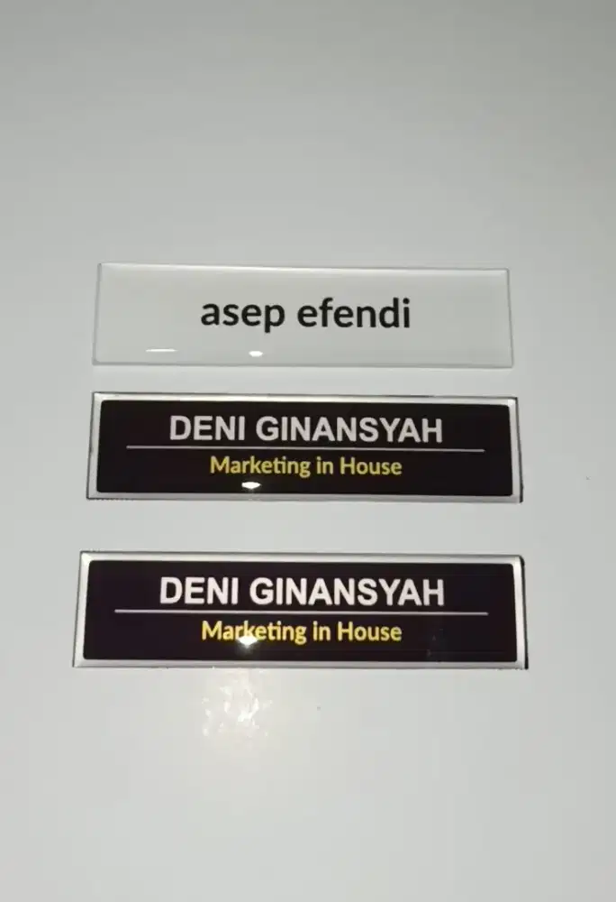 Papan Nama Dada Resin