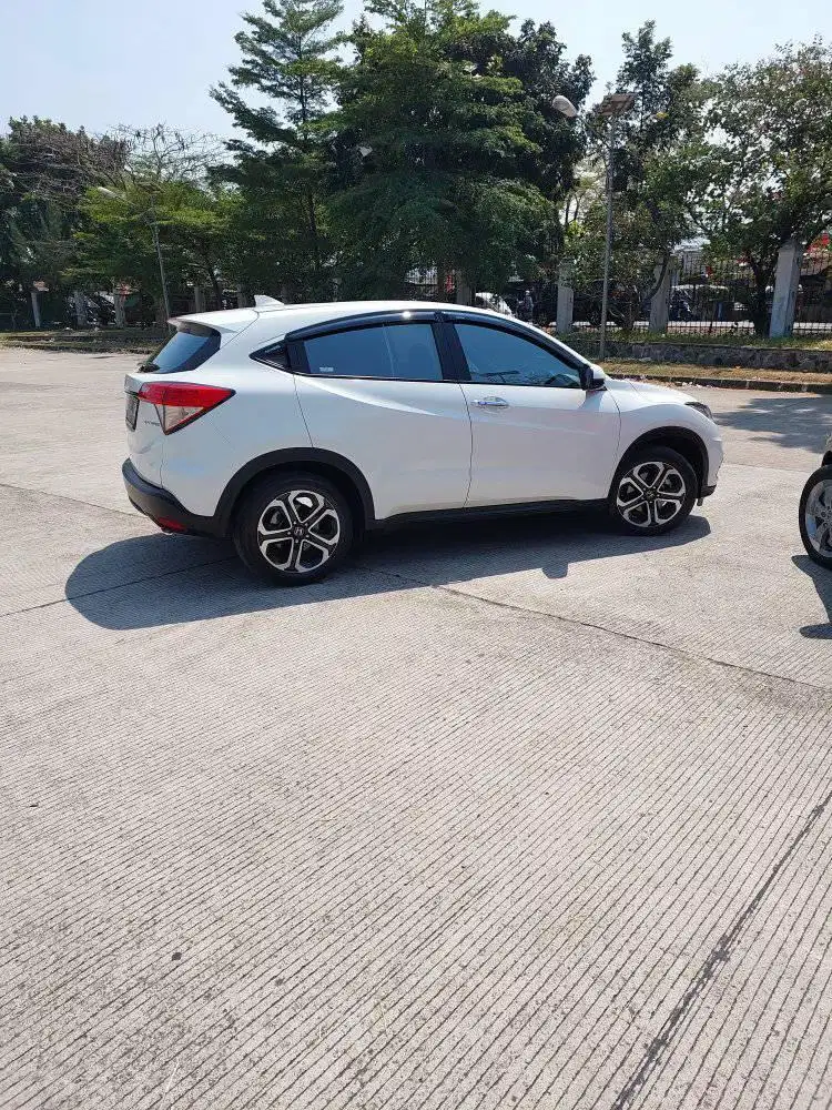 DP 5 JT Honda HRV SE Plus Matic 2020 White Pearl