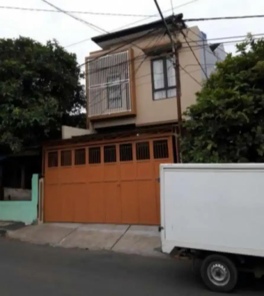 Rumah/Ruko Pinggir Jalan