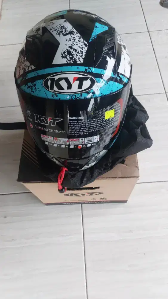 Helm KYT R10 BNIB