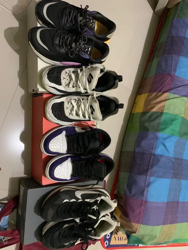 Sepatu casual dan olahraga serba 200k