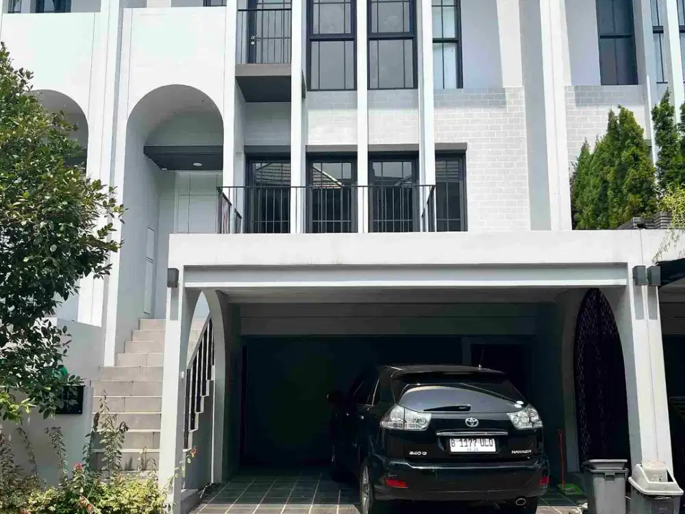 Super Murah Rumah 3 Lantai Dikawasan Greenwich Cluster  Favoritenya Banyak Selebgram