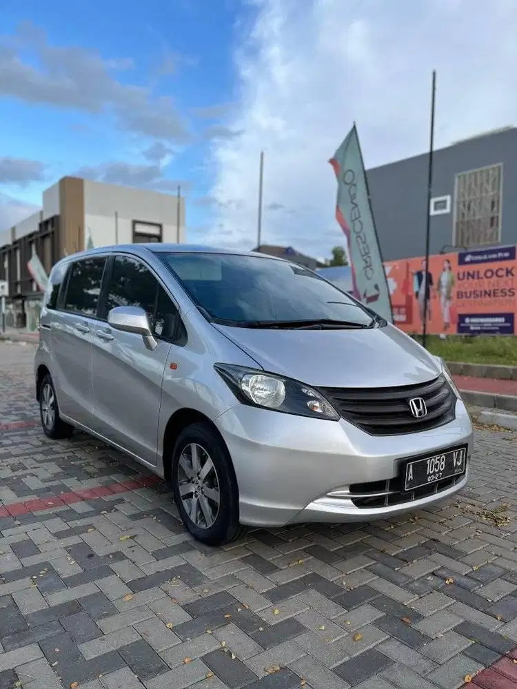 Honda Freed SD 2012 Automatic
