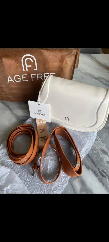 BOSTANTEN Original Tas Selempang Wanita Off White Kondisi Baru