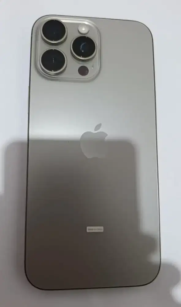 iPhone 16 Promax warna natural