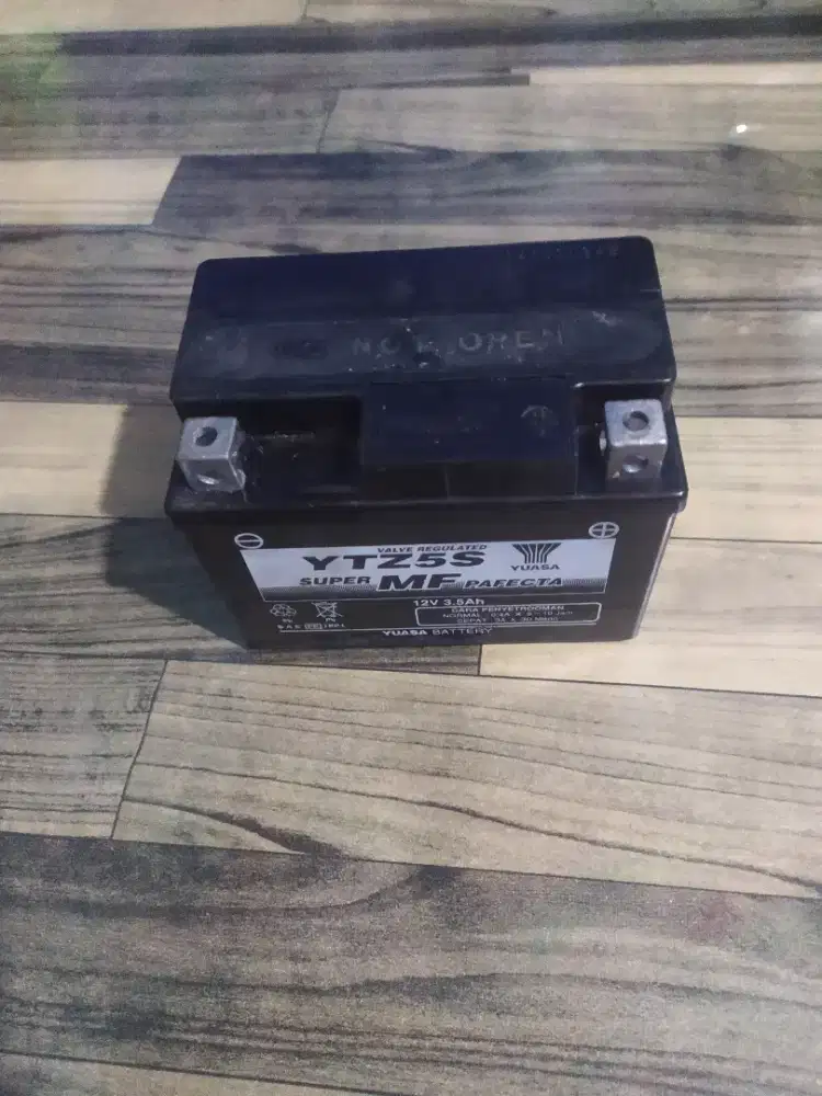 Aki motor copotan ori dijual