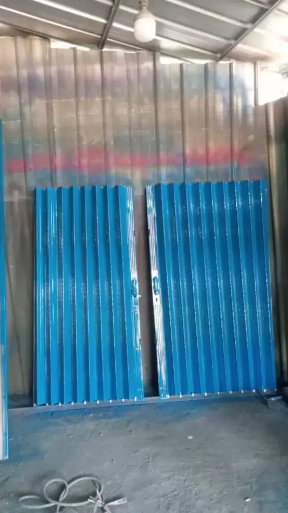 Folding gate kanopi tralis