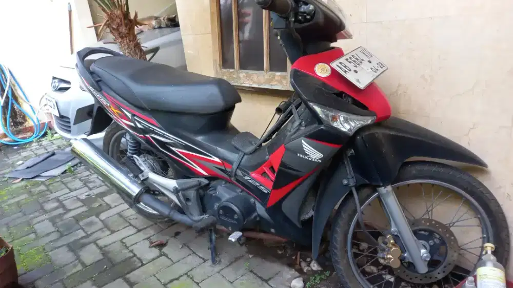 Dijual Motor Supra X 125 Pemakaian Minim Kondisi Mulus