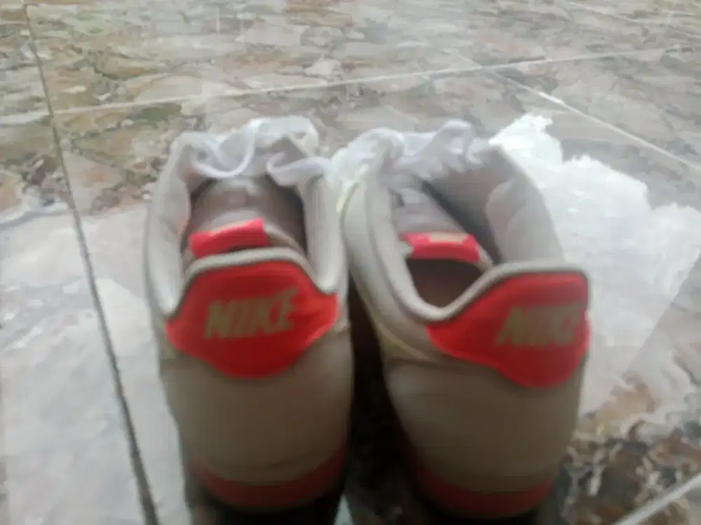 Sepatu nike second