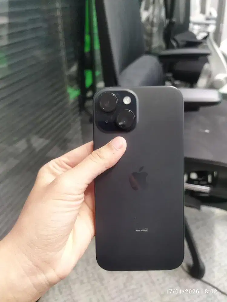 IPHONE 15 BASIC 128GB HITAM GARANSI ON