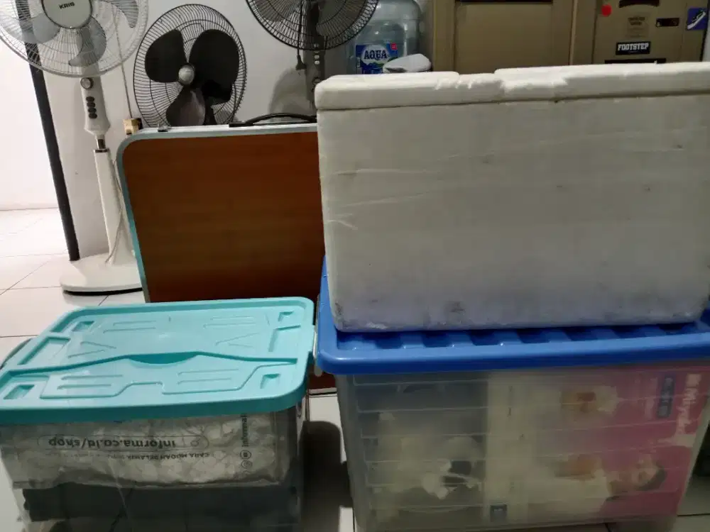 Jual perlengkapan jualan kontainer box, meja lipat