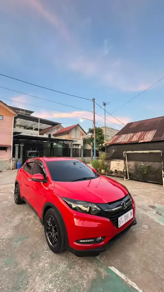 Dijual Cepat Honda HR-V tipe E Matic tahun 2017