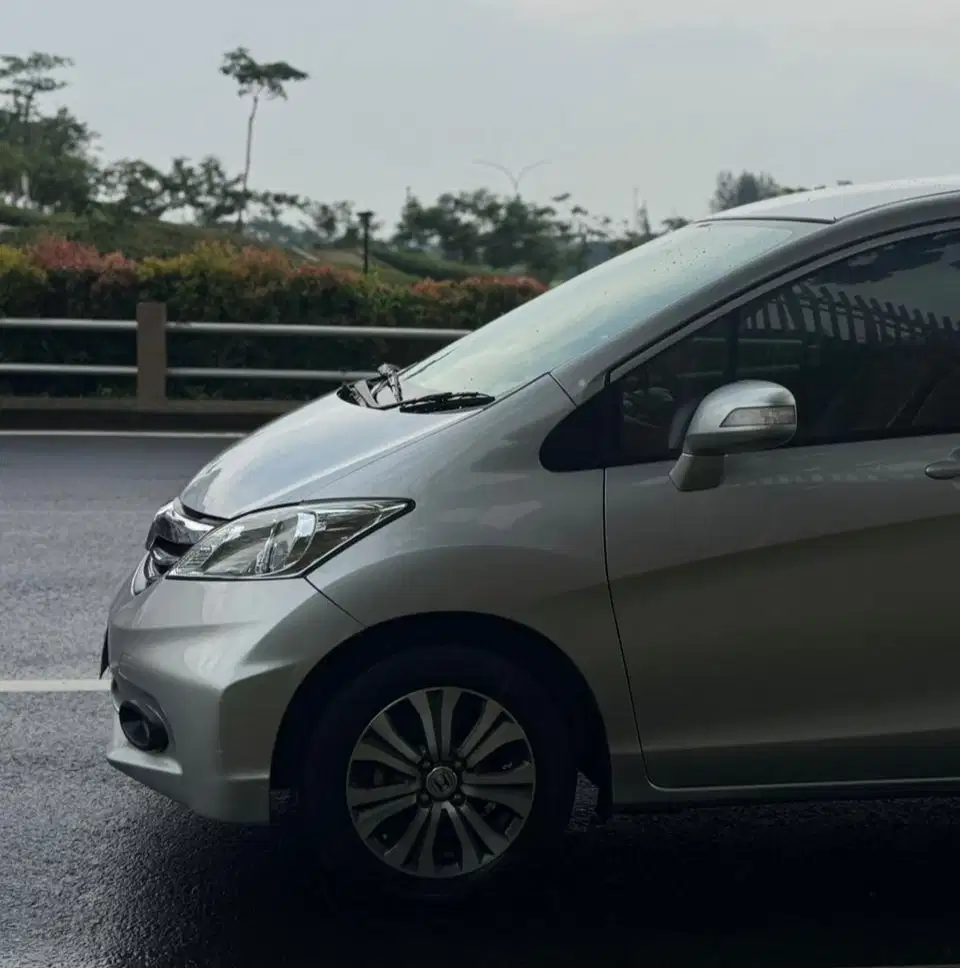 Honda Freed 2013 Bensin