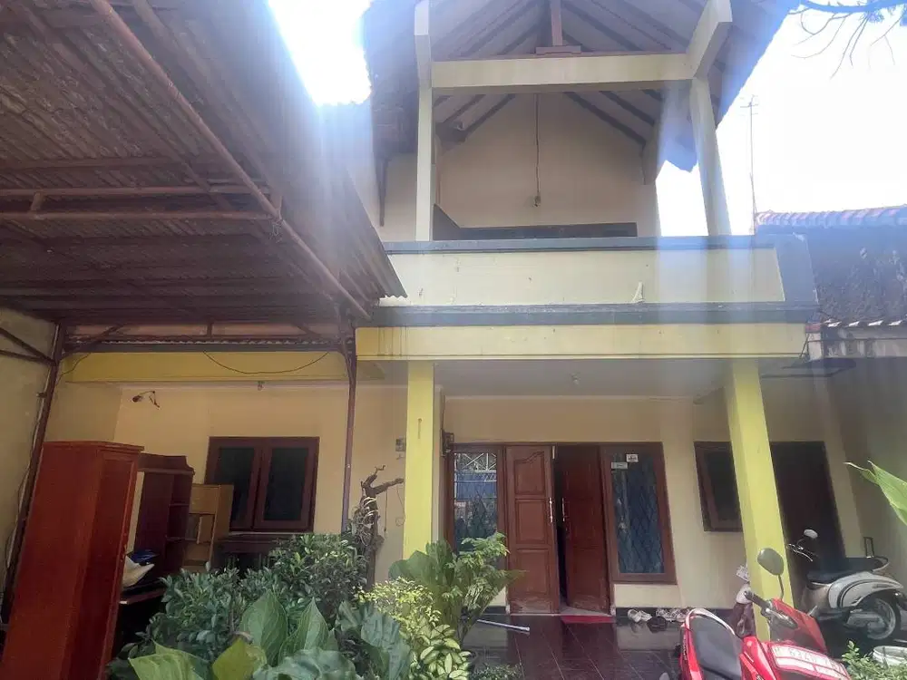 Rumah Dijual Pinggir Jalan Strategis dan Aman.