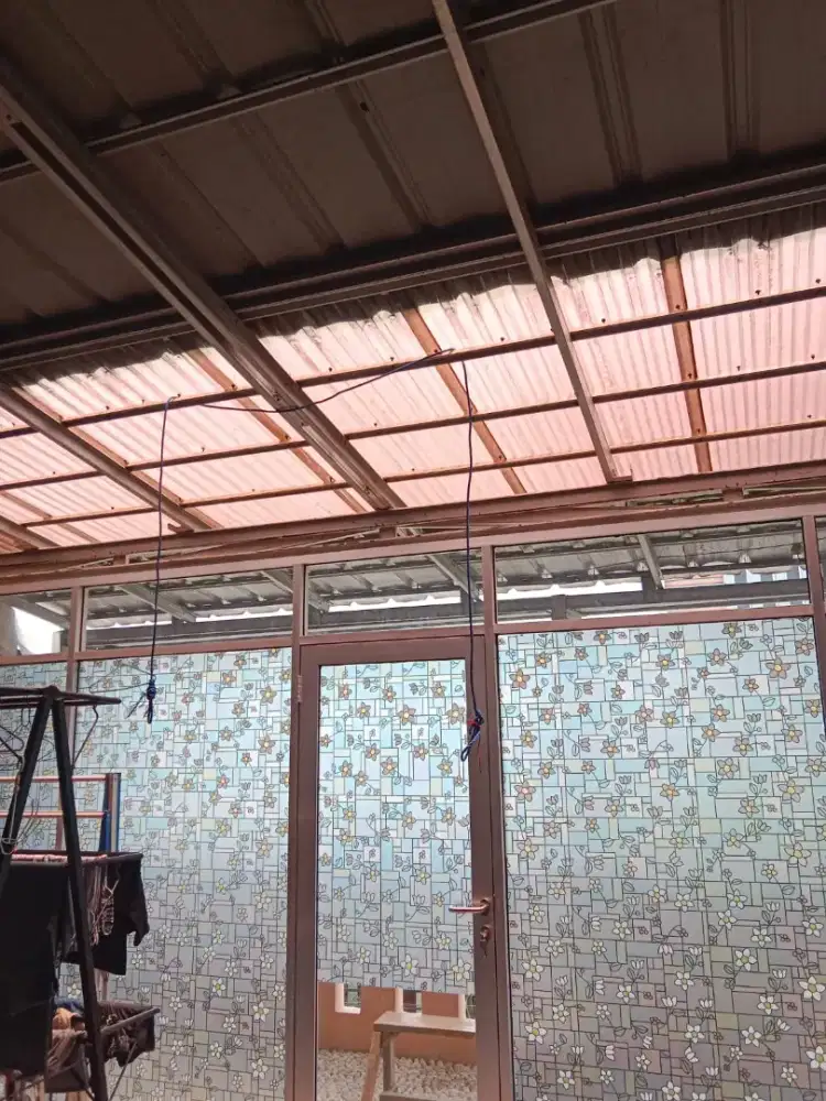 Kusen aluminium partisi aluminium pintu aluminium kaca