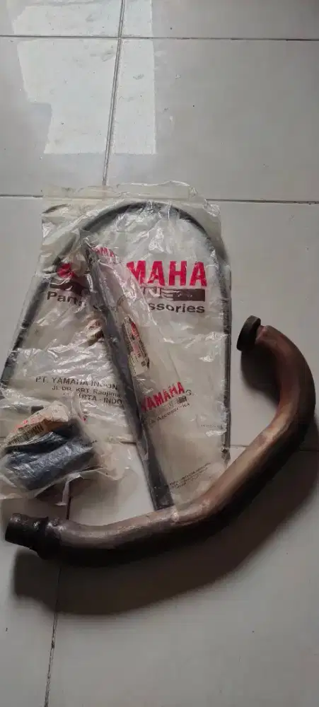 Kabel gas, footstep, penahan tromol, leher knalpot Yamaha Scorpio