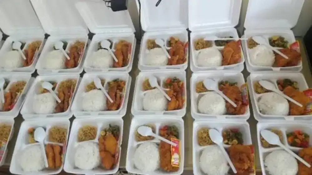 Aneka nasi jumat berkah dan naskot